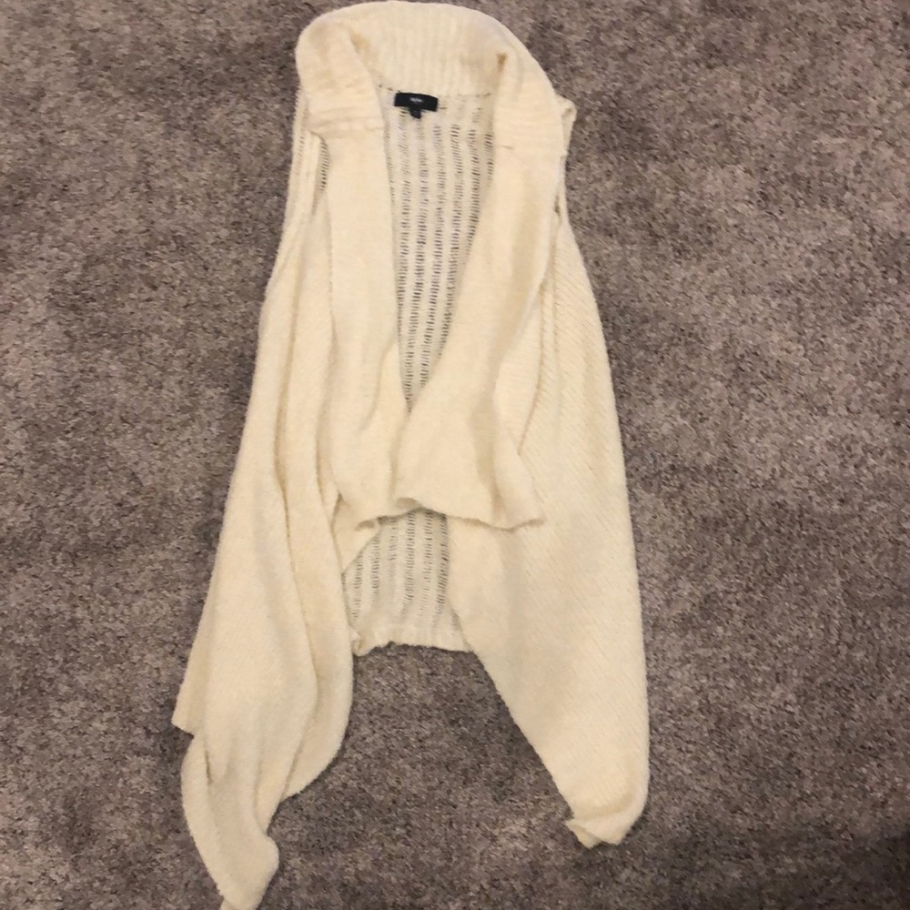 Sweater cover up-size Medium